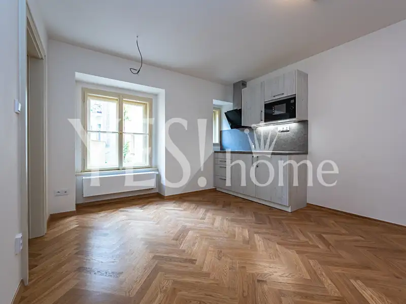 Pronájem kanceláře 38 m², Praha – náhled fotky 2