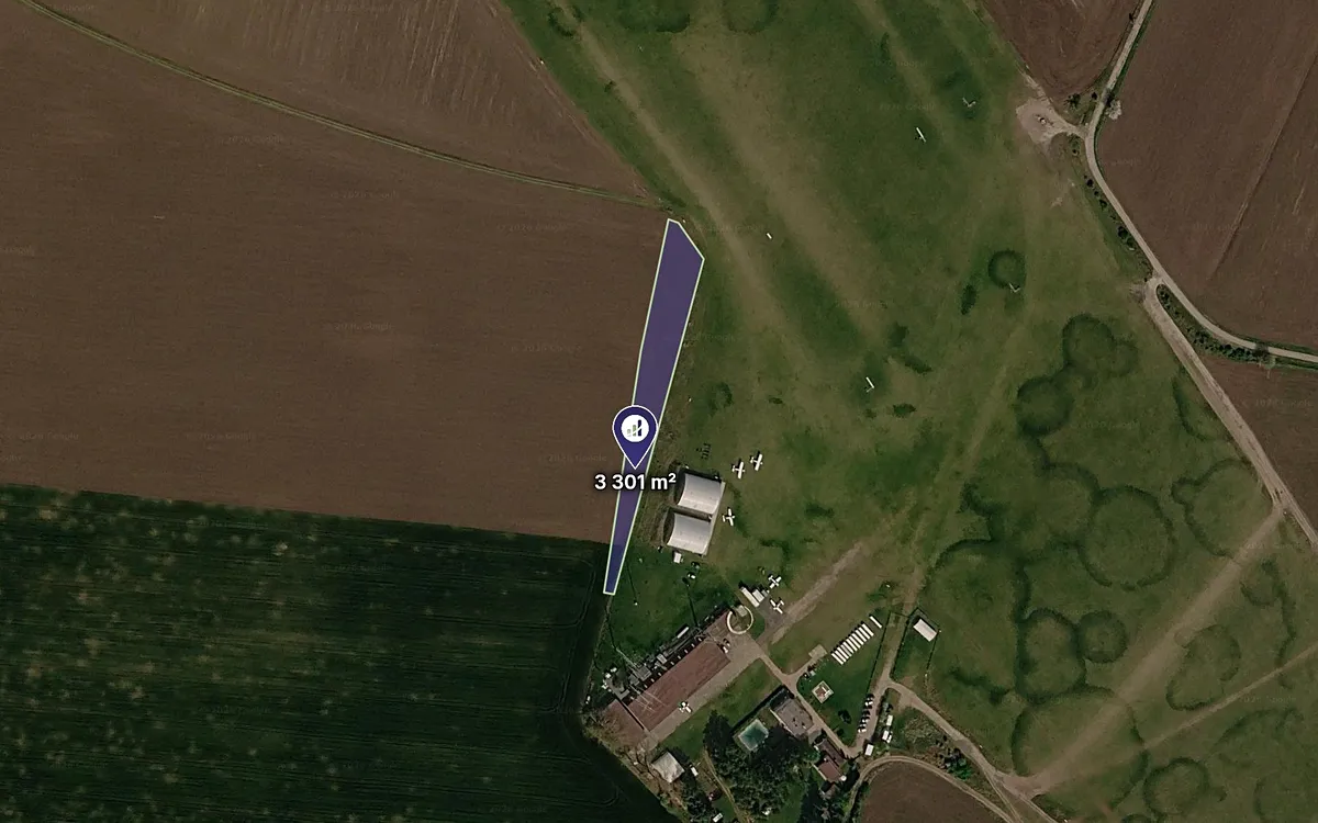 Prodej pole 3301 m²