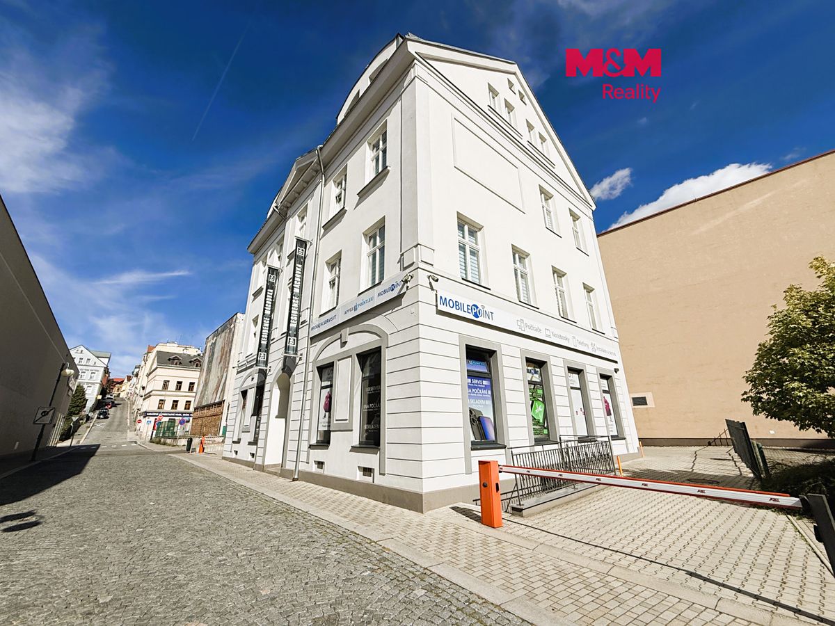 Pronájem bytu 1+kk 38 m²