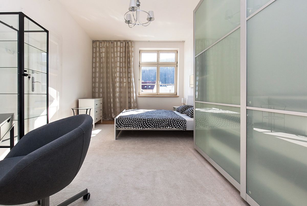 Pronájem bytu 2+kk 48 m² – fotografie 2