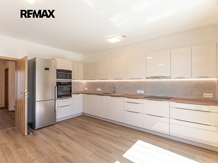 Pronájem domu, 107 m² (3 z 24)