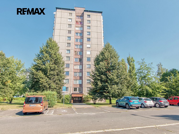 Pronájem bytu 1+kk, 32 m² (11 z 12)