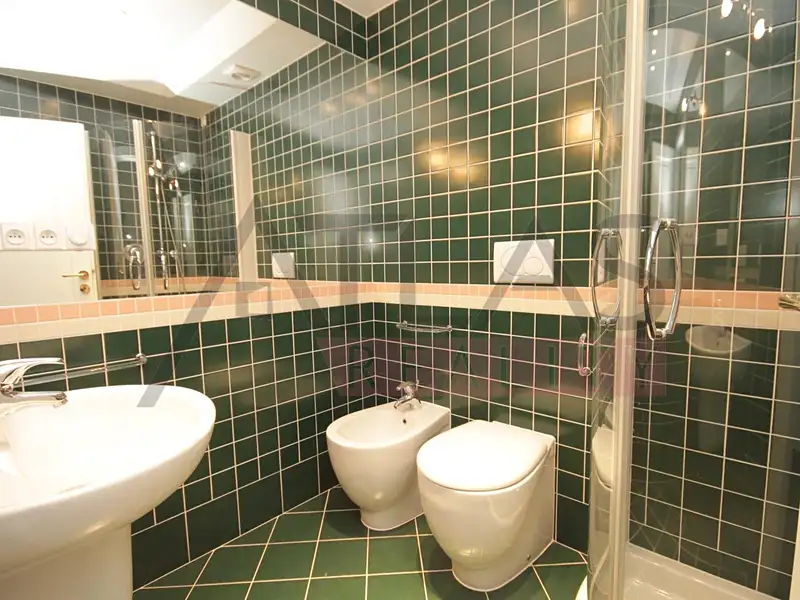 Pronájem bytu atypický 134 m², Praha – náhled fotky 2