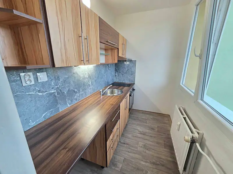 Pronájem bytu 1+1 26 m², Most – náhled fotky 2