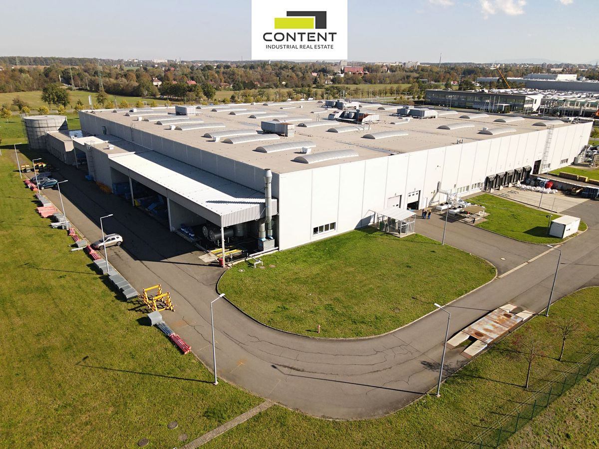 Pronájem skladového prostoru 10446 m² – fotografie 2