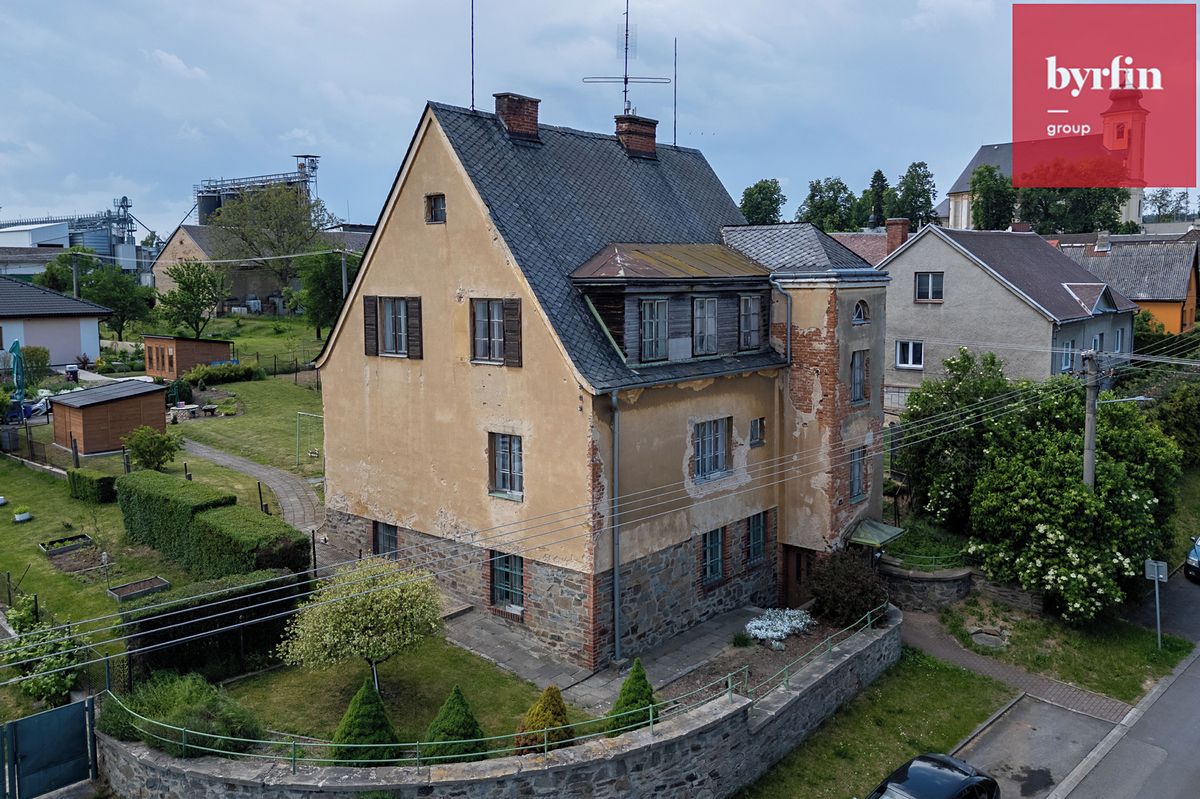 Prodej rodinného domu 180 m², pozemek 237 m²