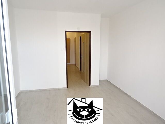 Pronájem bytu 2+1 54 m² – fotografie 3