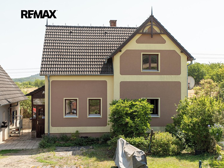 Haus zum Kauf, 130 m² (1 von 36)