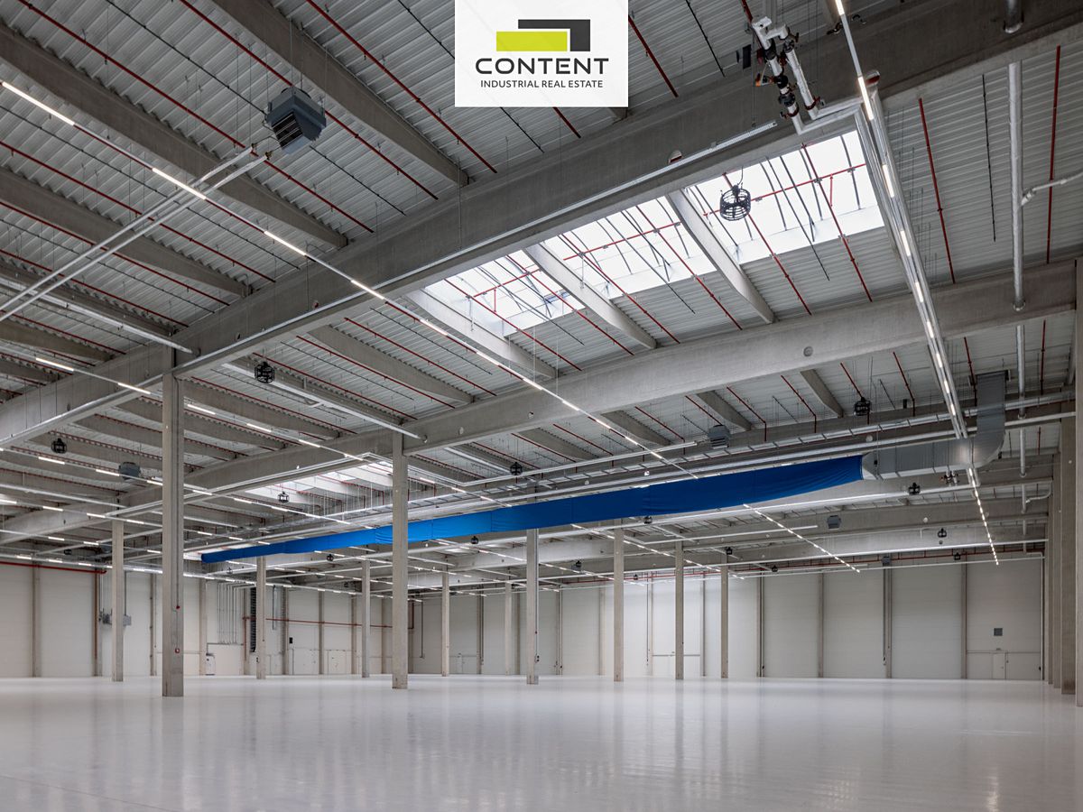 Pronájem skladového prostoru 6278 m² – fotografie 4