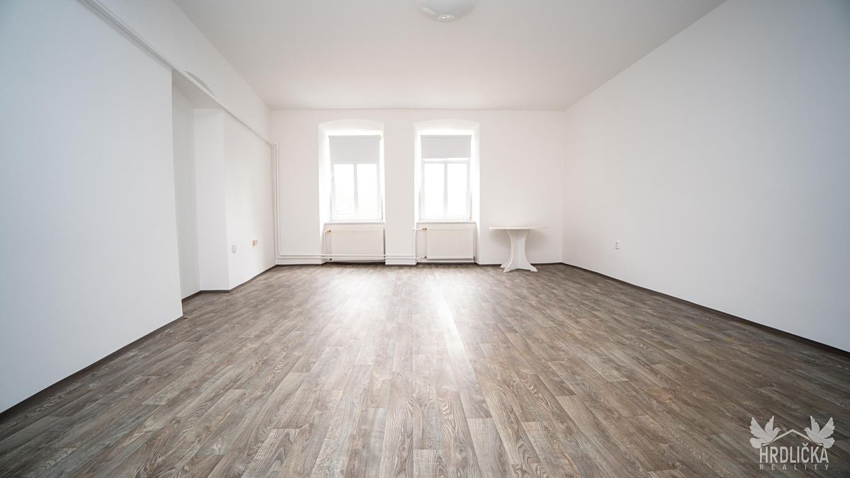 Pronájem bytu 1+kk 30 m² – fotografie 5