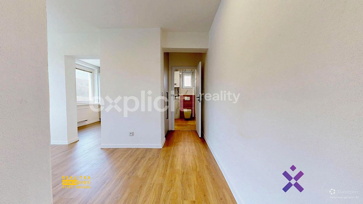 Pronájem bytu 1+1 28 m² – fotografie 5