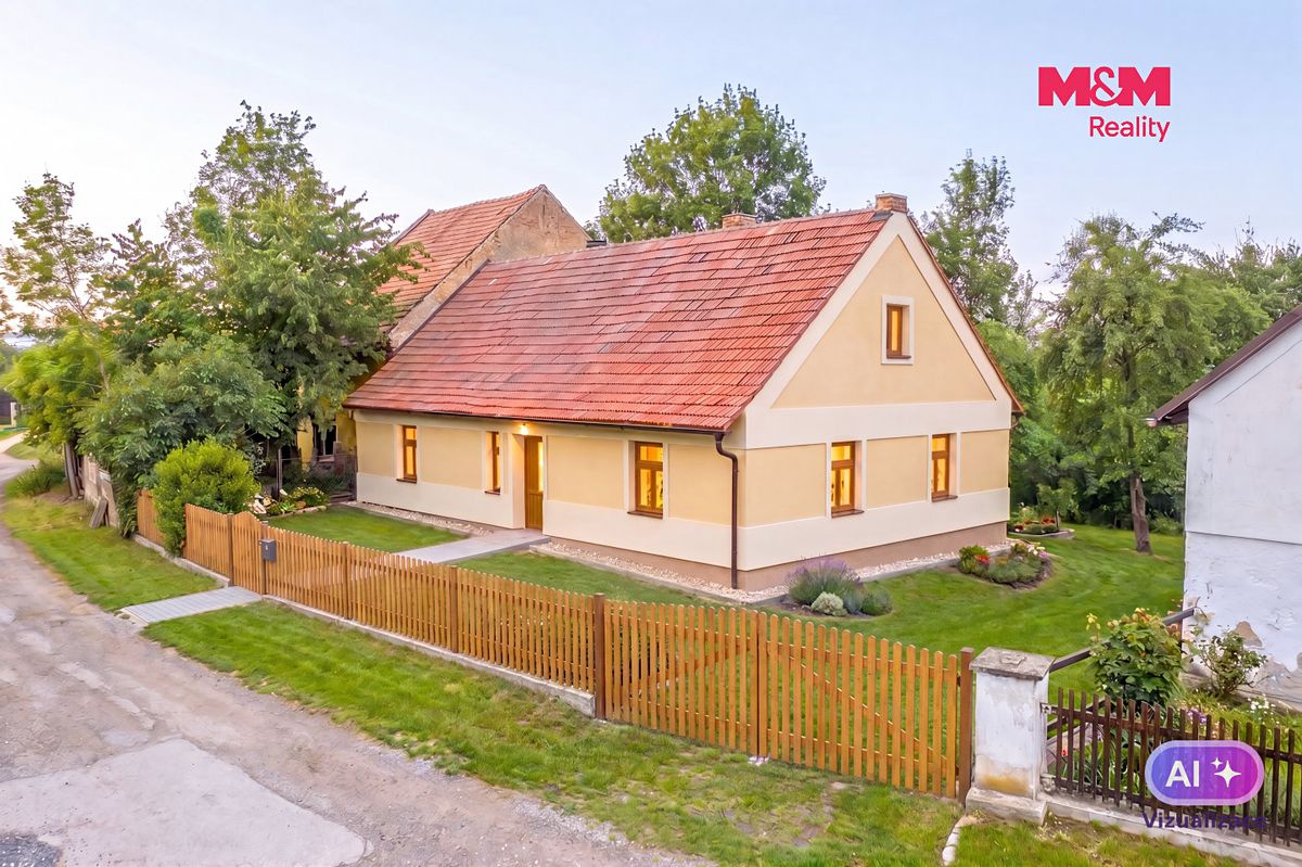 Prodej rodinného domu 100 m², pozemek 2489 m² – fotografie 2