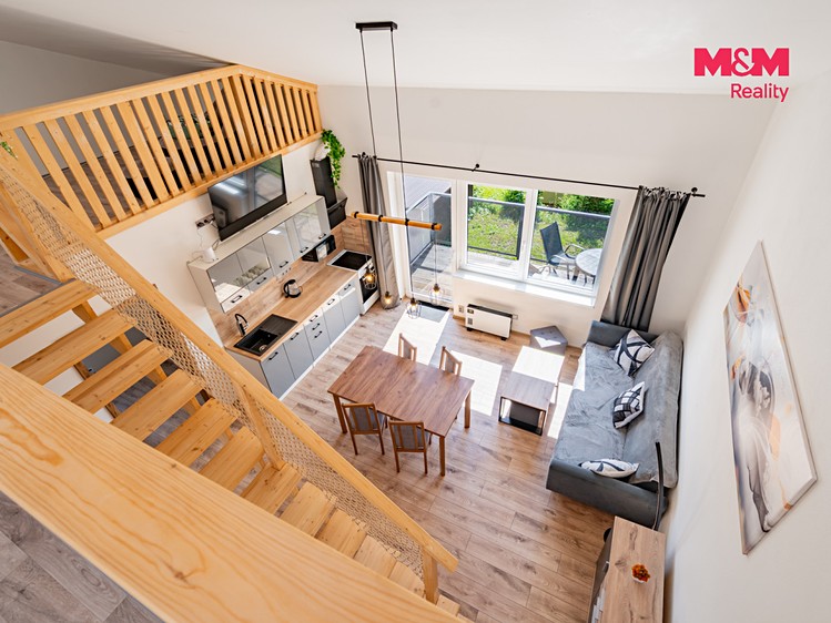 Prodej komerčního prostoru, 113 m² (2 z 30)