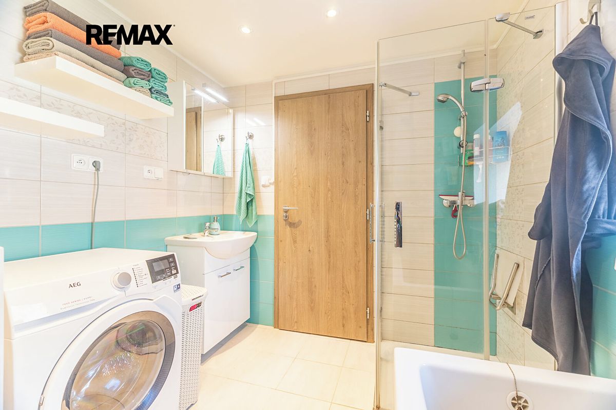 Prodej rodinného domu 160 m², pozemek 2647 m² – fotografie 3