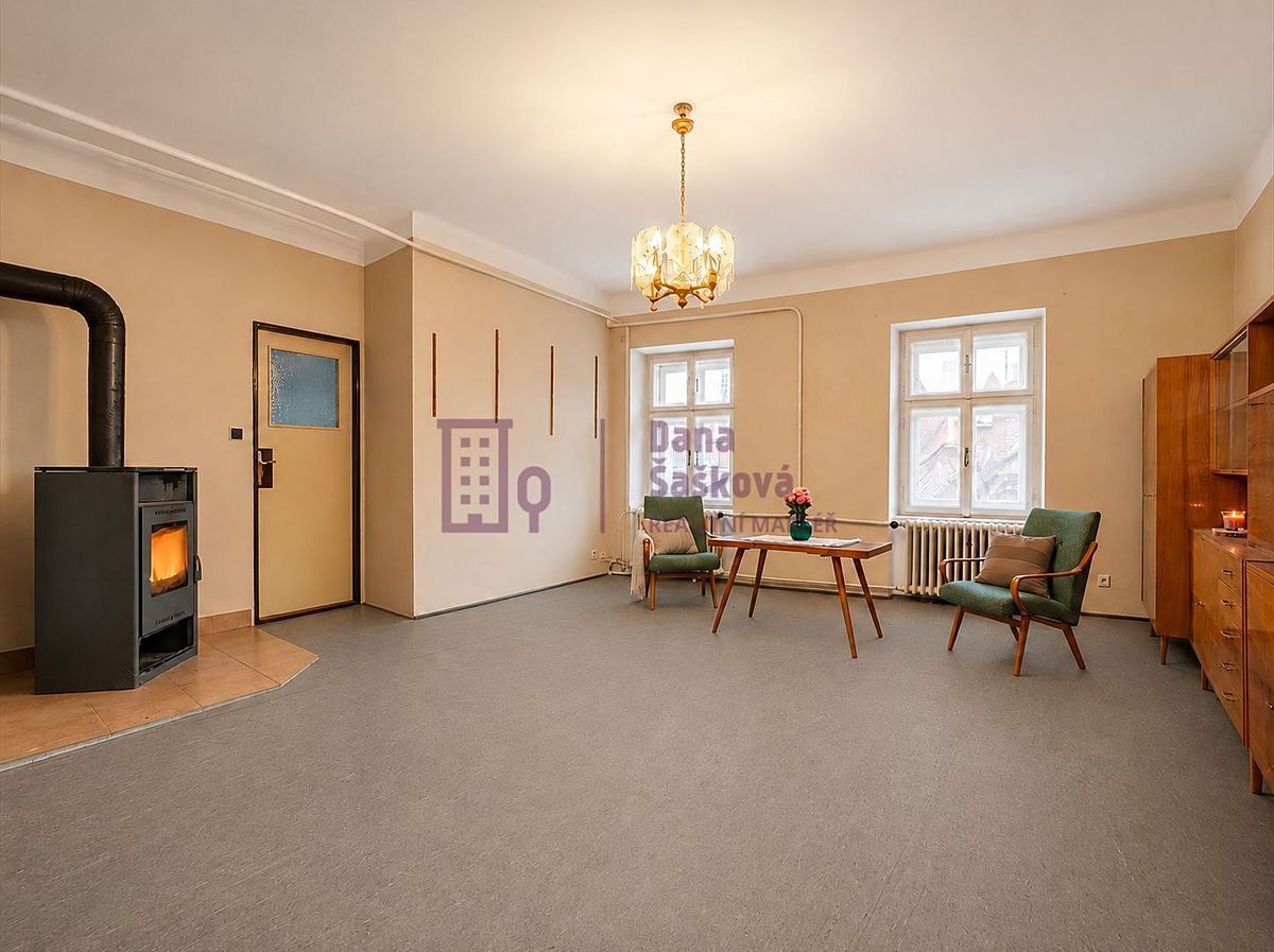 Prodej rodinného domu 203 m², pozemek 442 m² – fotografie 4