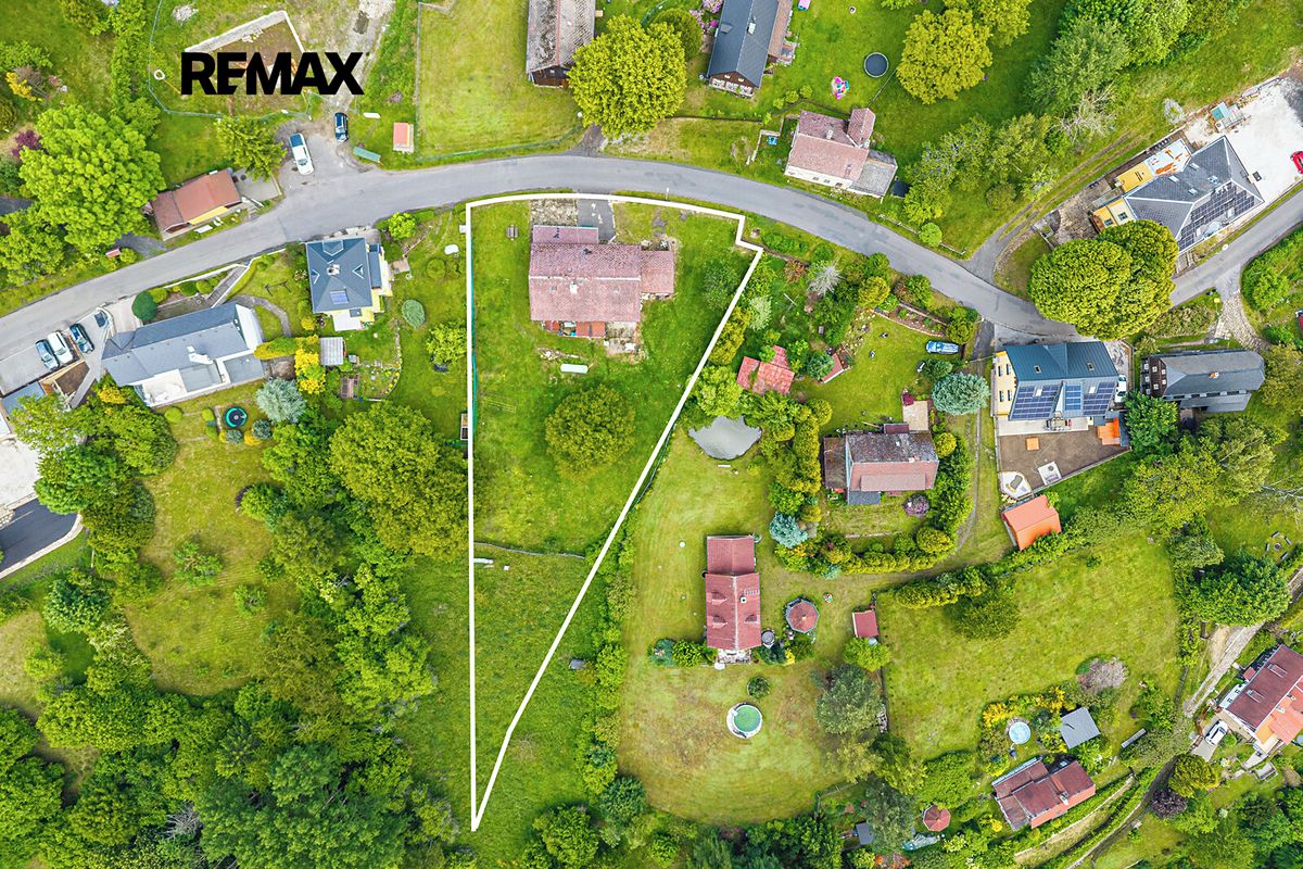 Prodej vícegeneračního domu 370 m², pozemek 2417 m² – fotografie 2