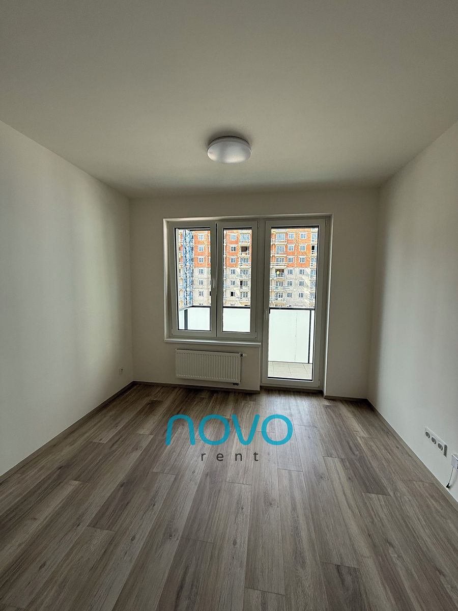 Pronájem bytu 1+kk 35 m² – fotografie 4