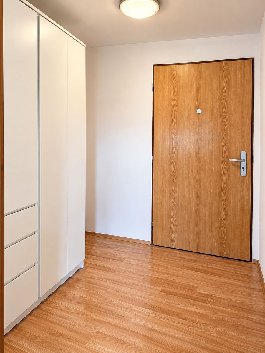 Pronájem bytu 1+kk 39 m² – fotografie 3