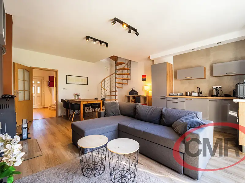Prodej bytu 3+kk 102 m², Slapy – náhled fotky 1