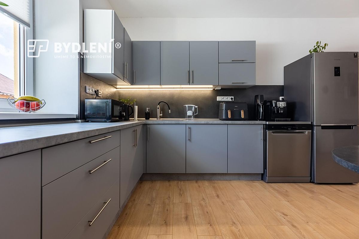 Prodej rodinného domu 118 m², pozemek 193 m² – fotografie 3