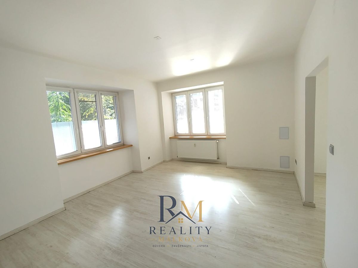 Pronájem bytu 2+kk 55 m² – fotografie 4