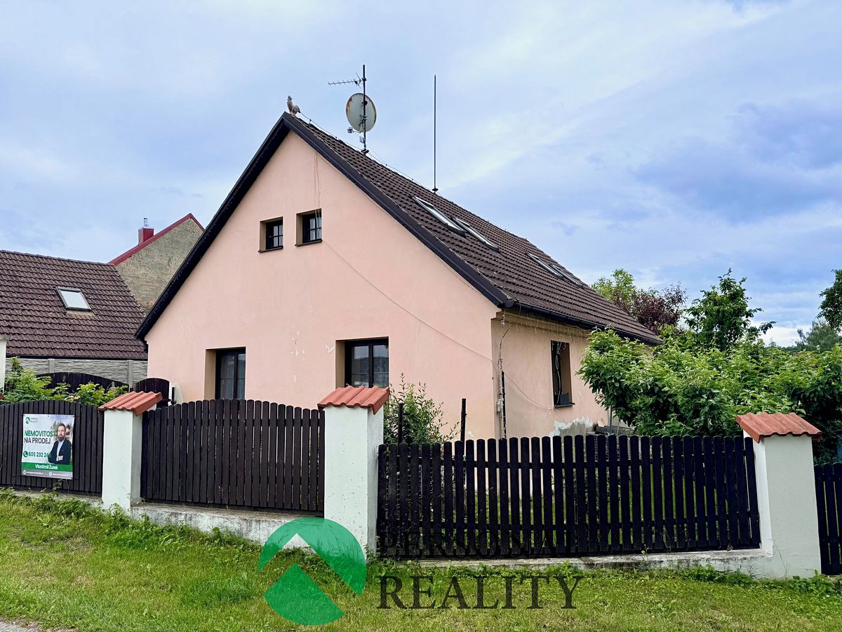 Prodej rodinného domu 170 m², pozemek 746 m² – fotografie 5