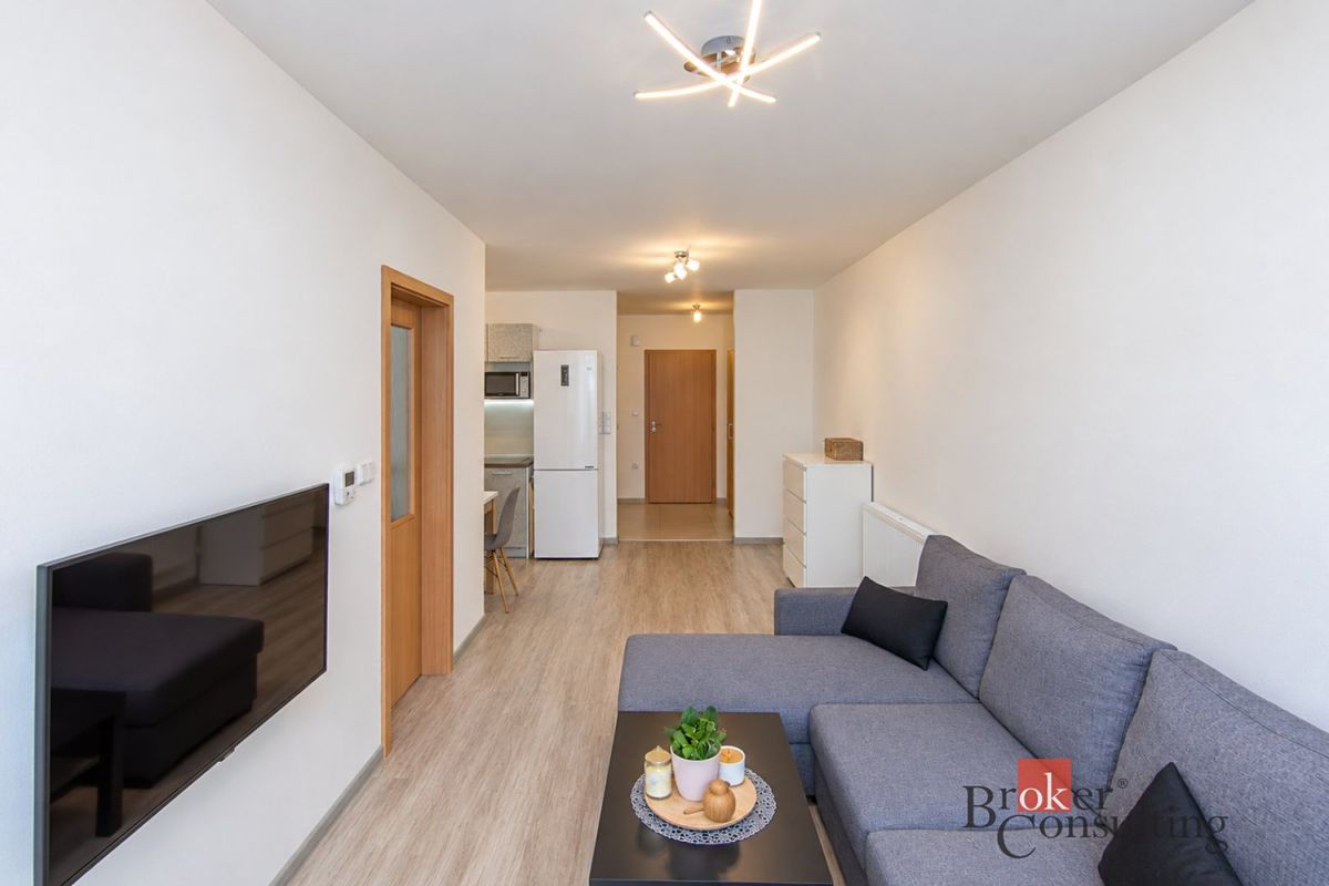 Pronájem bytu 2+kk 69 m² – fotografie 5