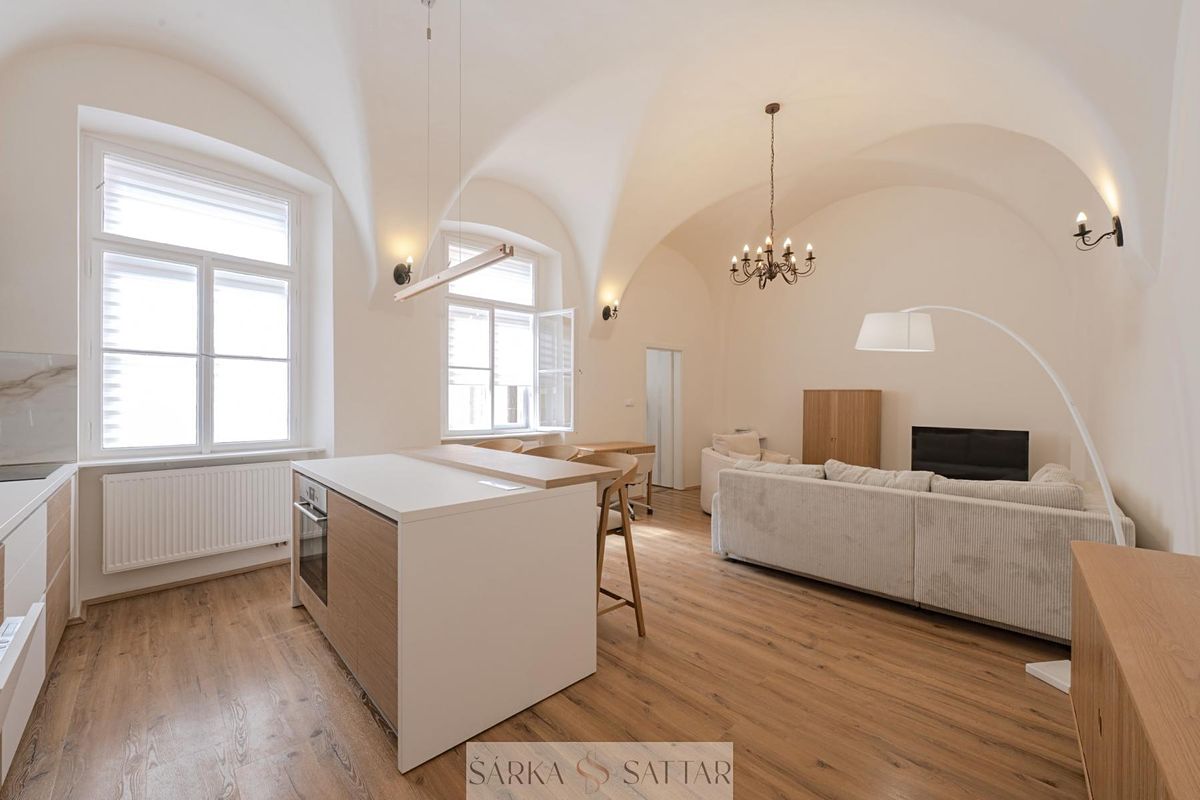Pronájem bytu 2+kk 54 m² – fotografie 2