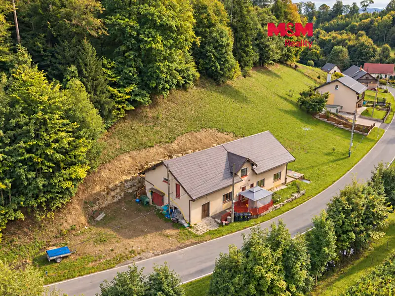 Prodej rodinného domu 159 m², pozemek 2348 m², Česká Metuje – náhled fotky 1