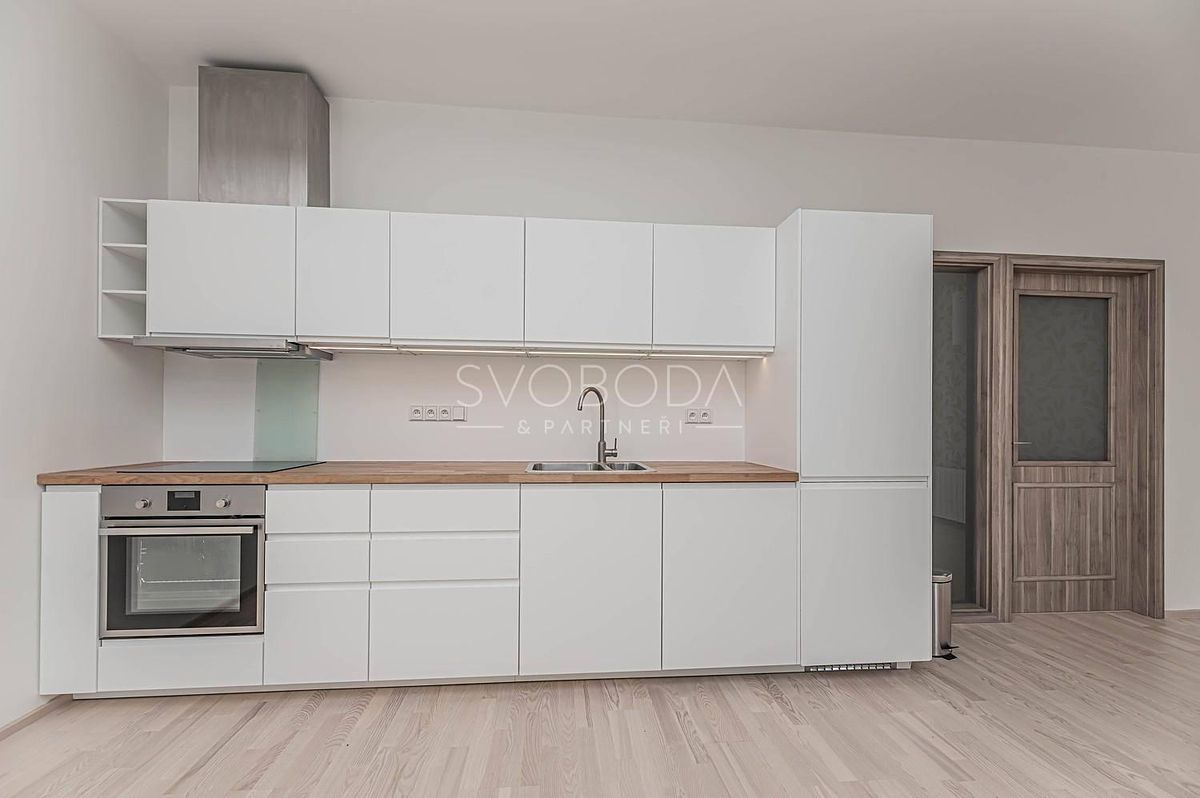 Pronájem bytu 3+kk 103 m²