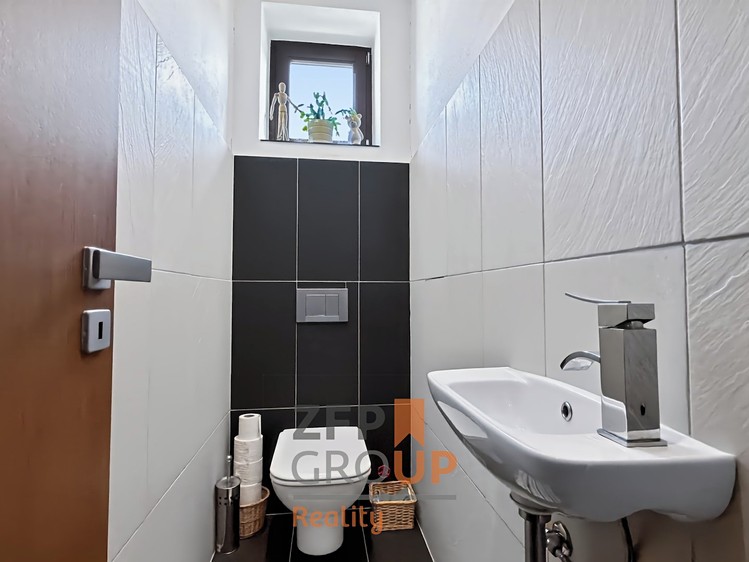 Будинок на продаж, 180 м² (8 з 19)