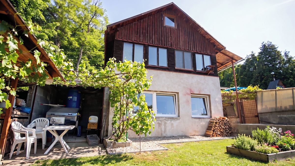 Prodej chaty 120 m², pozemek 977 m²