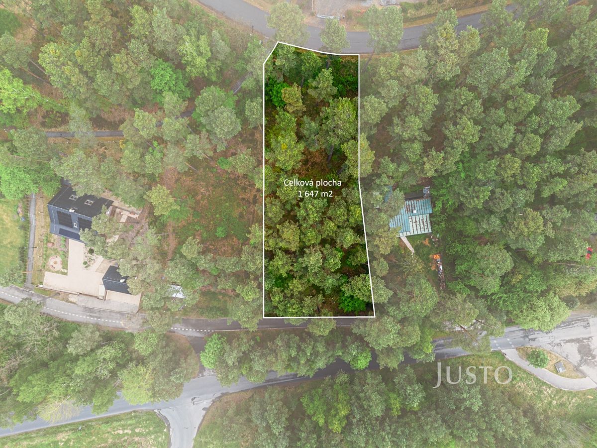 Prodej stavebního pozemku 1647 m²