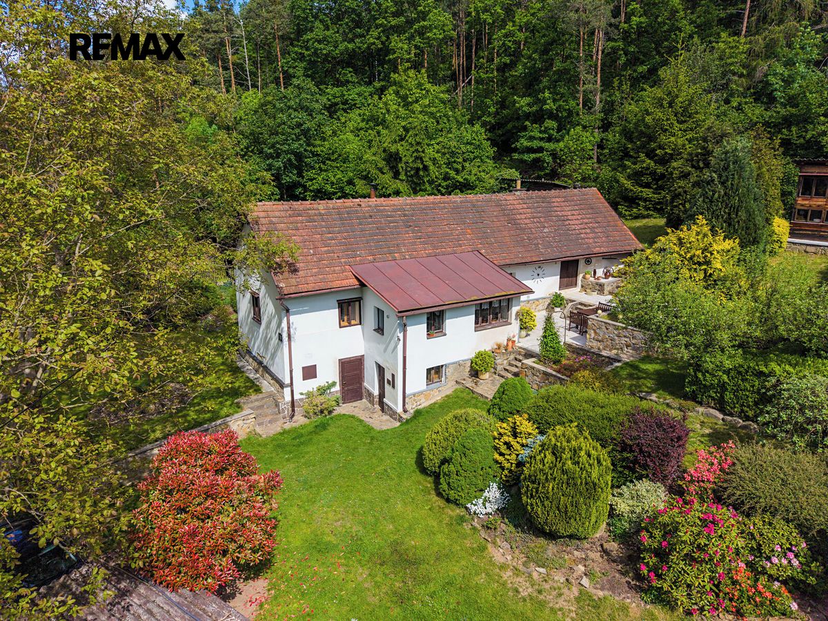 Prodej rodinného domu 78 m², pozemek 1648 m² – fotografie 2