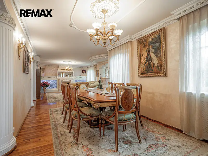 Prodej vily 615 m², pozemek 690 m², Praha – náhled fotky 3