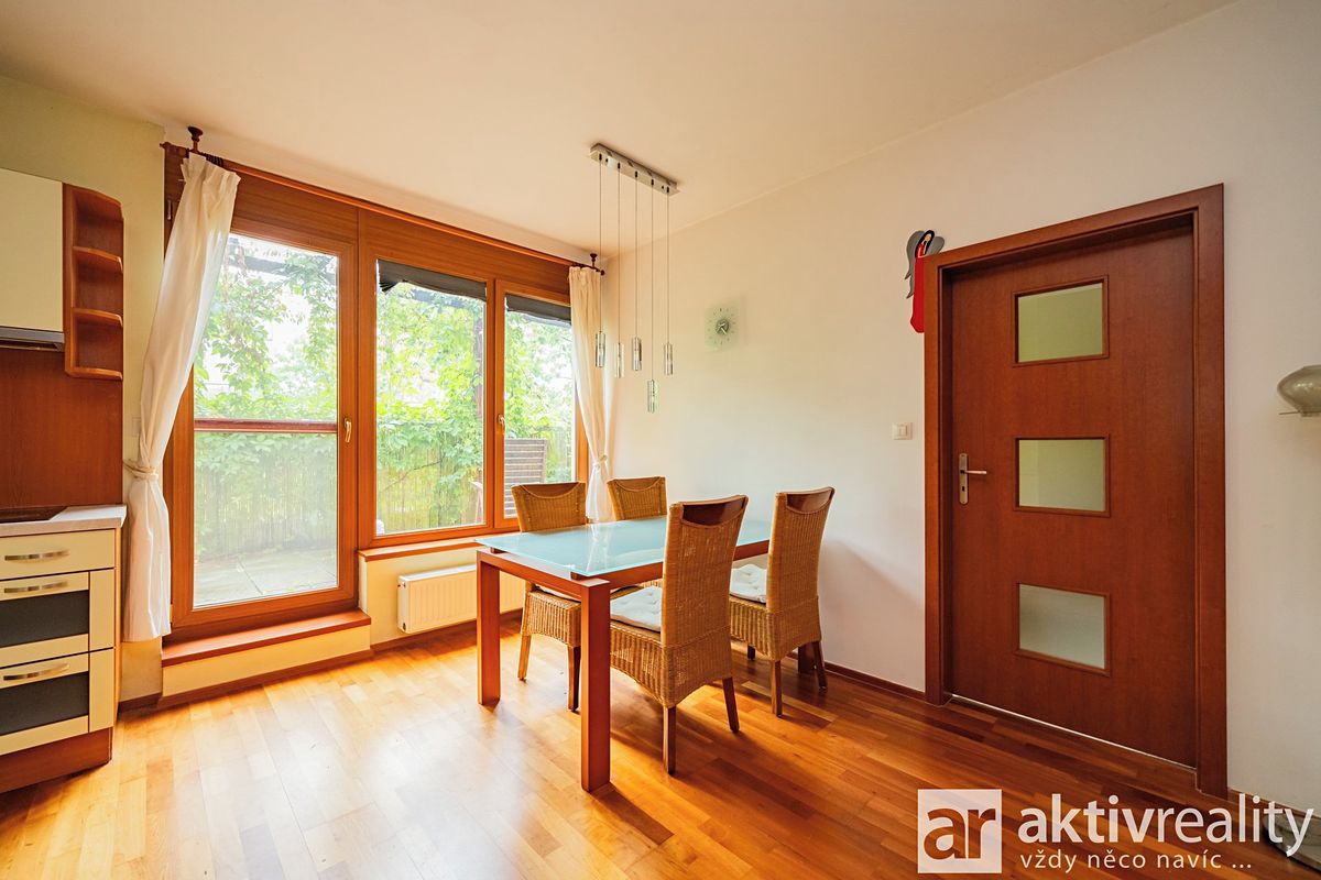 Pronájem bytu 2+kk 49 m² – fotografie 2