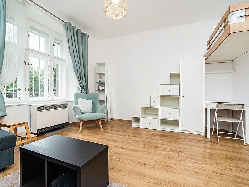 Pronájem bytu 1+kk 32 m², Praha – náhled fotky 1