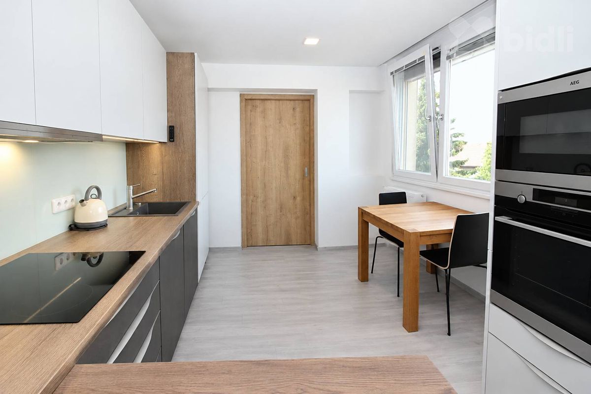 Pronájem bytu 2+kk 59 m²