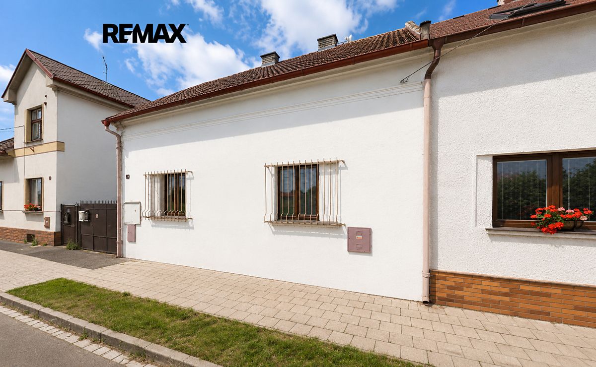 Prodej vícegeneračního domu 236 m², pozemek 1191 m² – fotografie 2