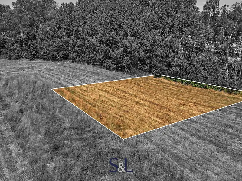 Prodej stavebního pozemku 602 m², Nový Bor – náhled fotky 1