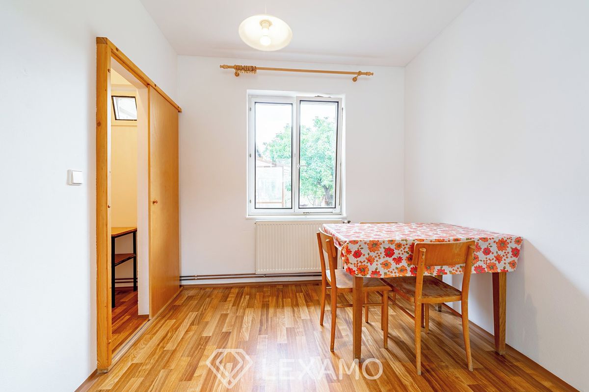 Prodej rodinného domu 175 m², pozemek 1065 m² – fotografie 4