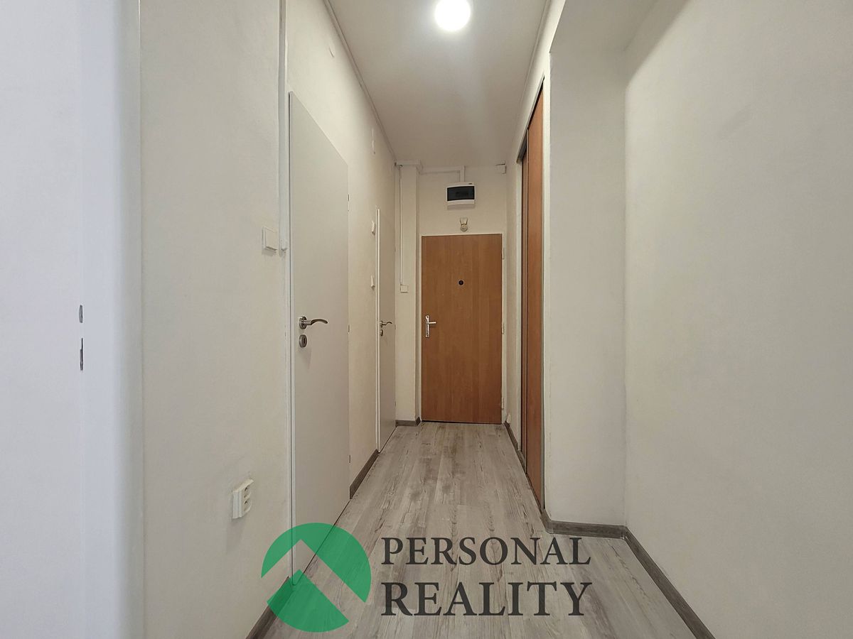 Pronájem bytu 2+1 52 m² – fotografie 3