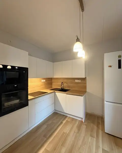 Pronájem bytu 1+1 40 m², Vsetín – náhled fotky 1