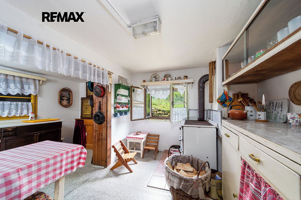 Prodej rodinného domu 121 m², pozemek 78 m² – fotografie 3
