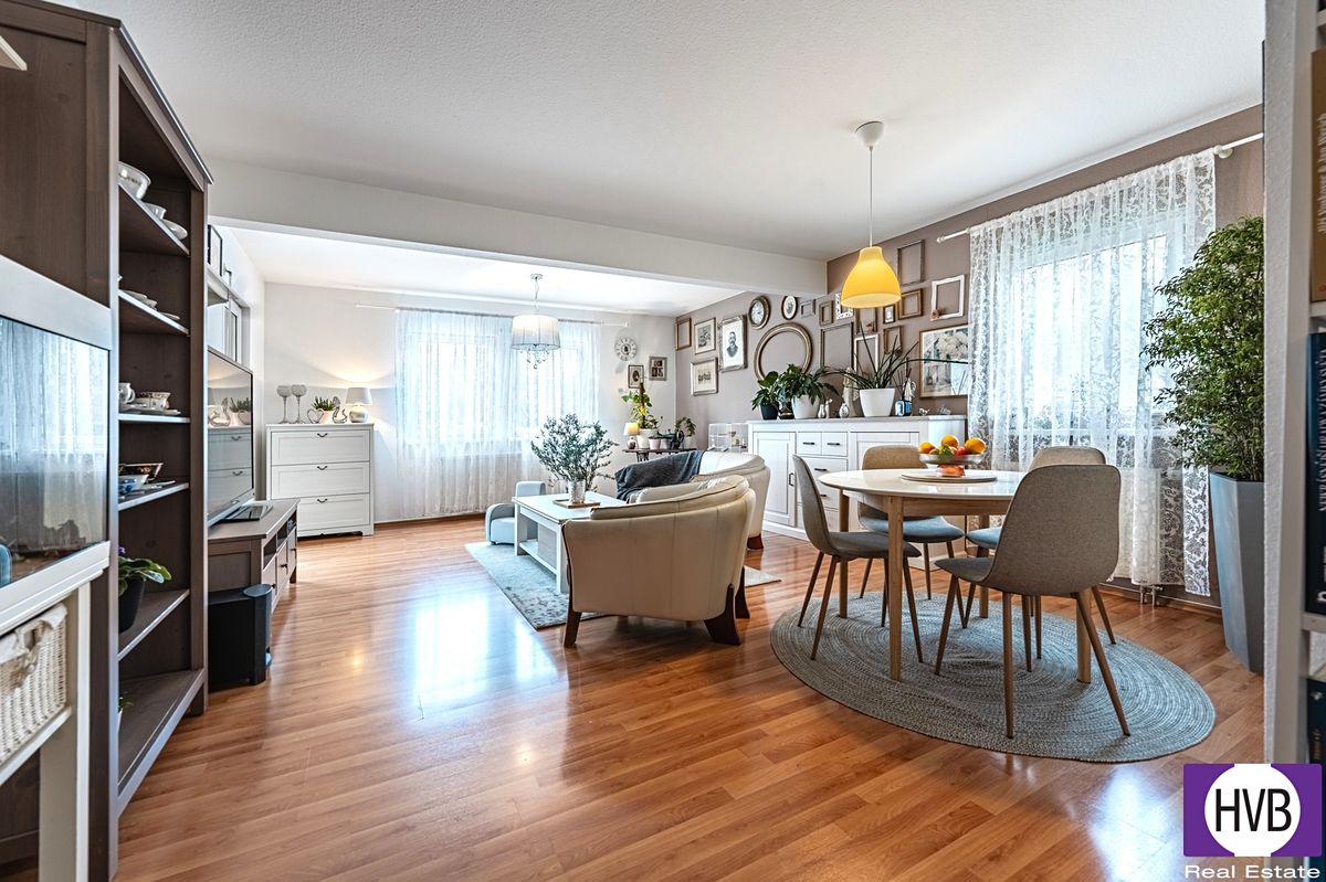 Prodej rodinného domu 168 m², pozemek 1218 m² – fotografie 2