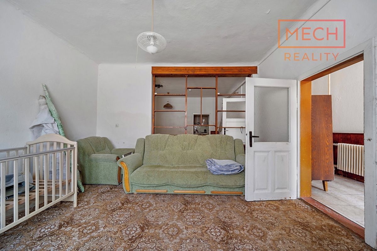 Prodej rodinného domu 120 m², pozemek 700 m² – fotografie 5