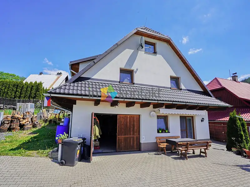 Prodej rodinného domu 152 m², pozemek 1090 m², Prostřední Bečva – náhled fotky 1