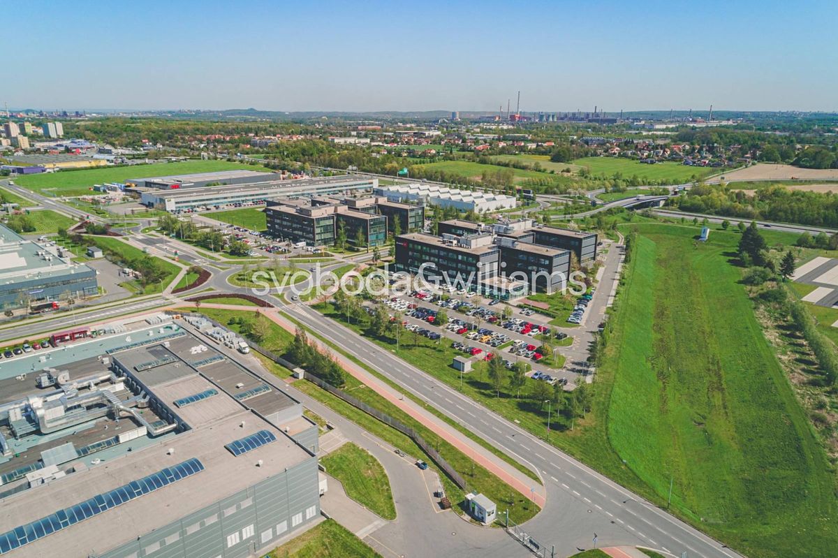 Pronájem výrobní haly, prostoru 1747 m² – fotografie 3