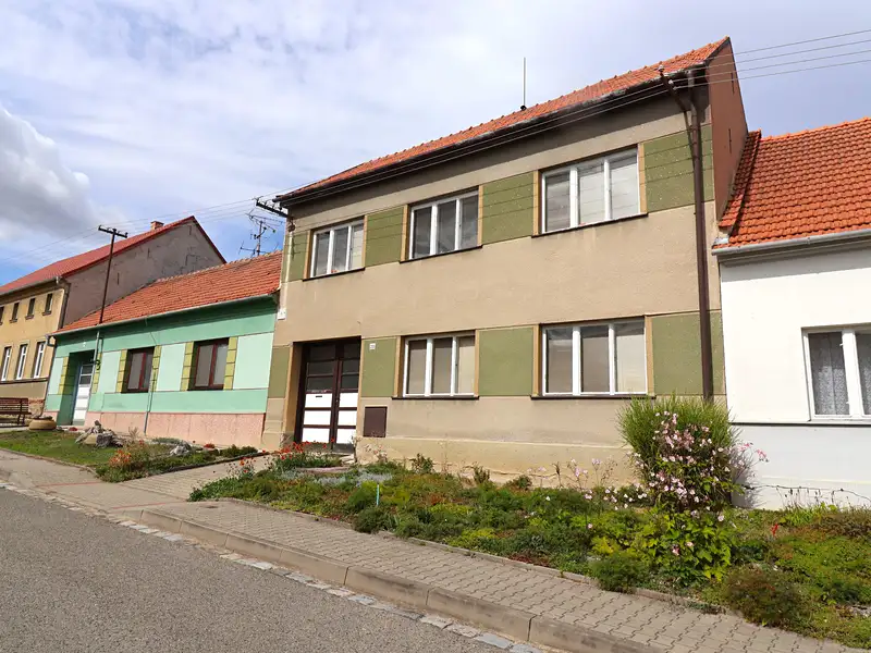 Prodej rodinného domu 150 m², pozemek 896 m², Letonice – náhled fotky 1