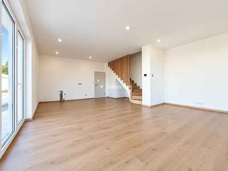 Prodej rodinného domu 133 m², pozemek 602 m², Roudnice nad Labem – náhled fotky 3